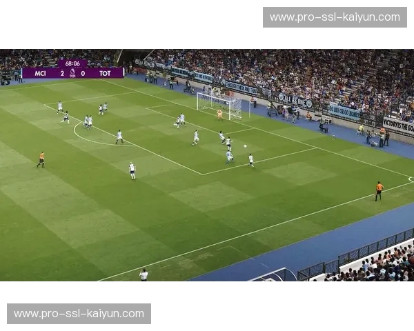 热刺vs曼城：索兰克脚后跟破门展示禁区配合艺术